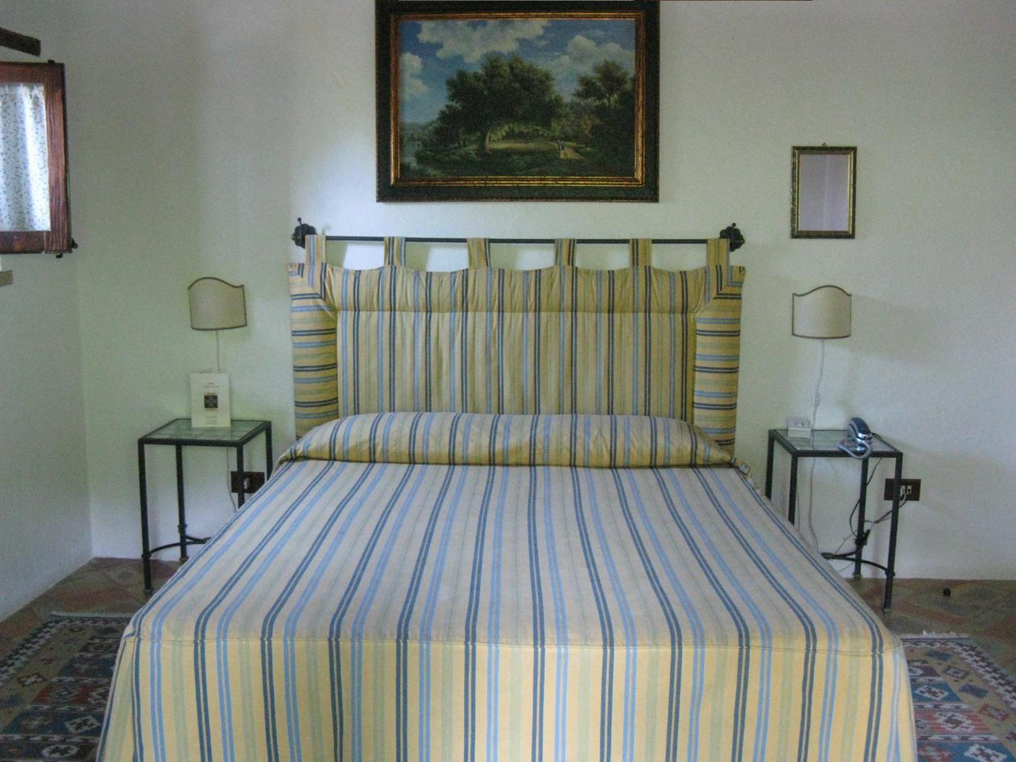 Crapa Licca Villa Ventimiglia di Sicilia Oda fotoğraf